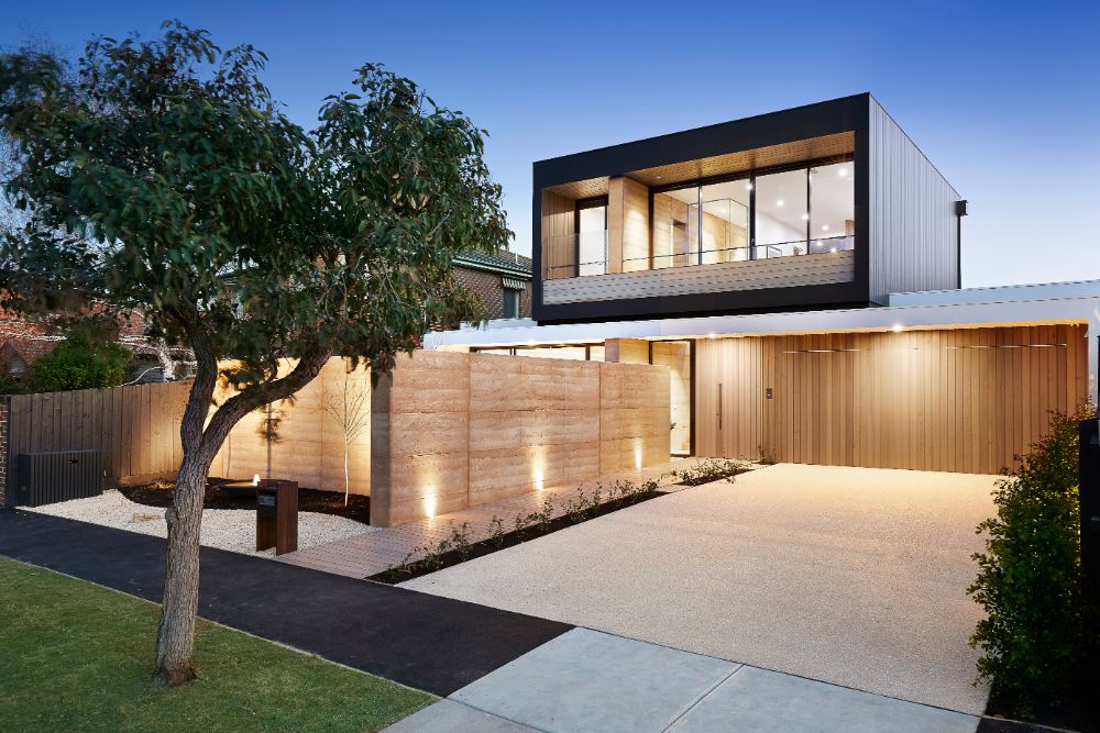 facade x485uq8.jpg